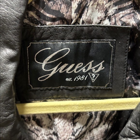 Guess black leather jacket - Picture 2 of 6